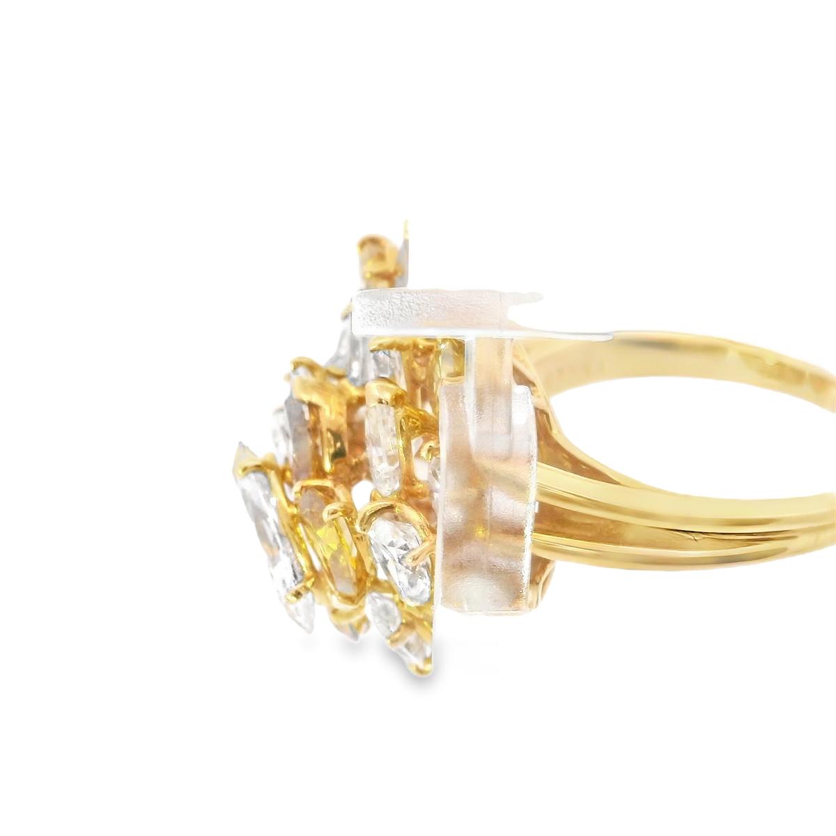 18k Yellow Gold  Oscar Heymann 1970s Cluster Diamond  Ring Serial No. 65891