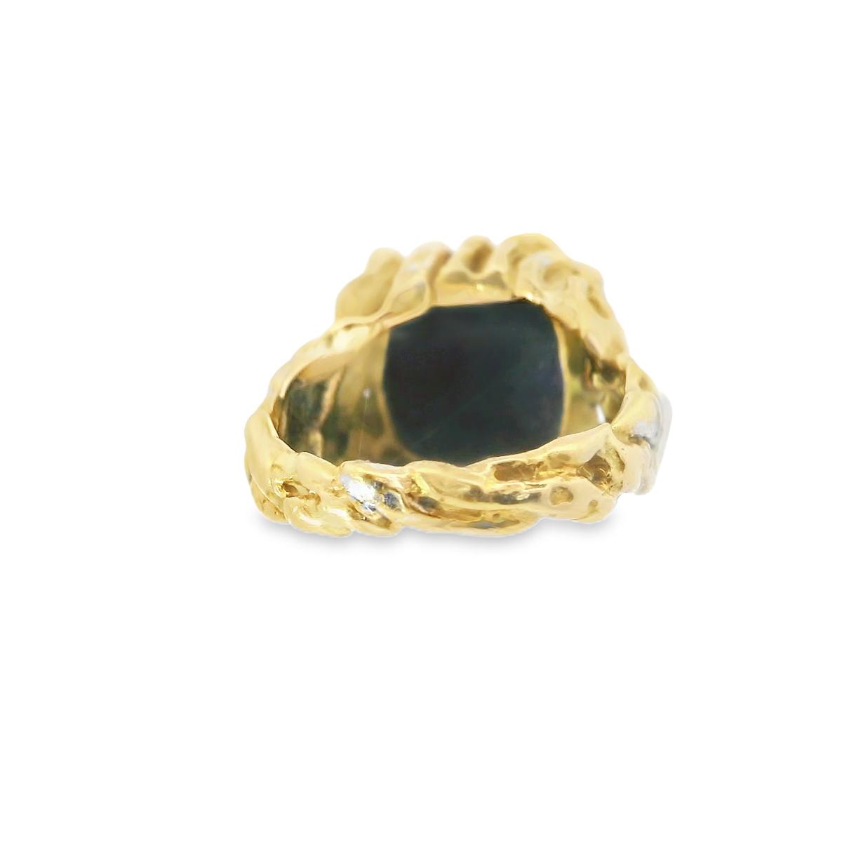 18k Yellow Gold  Sterle 1970s Textured Lapis lazuli Ring  - 11.6GRAM