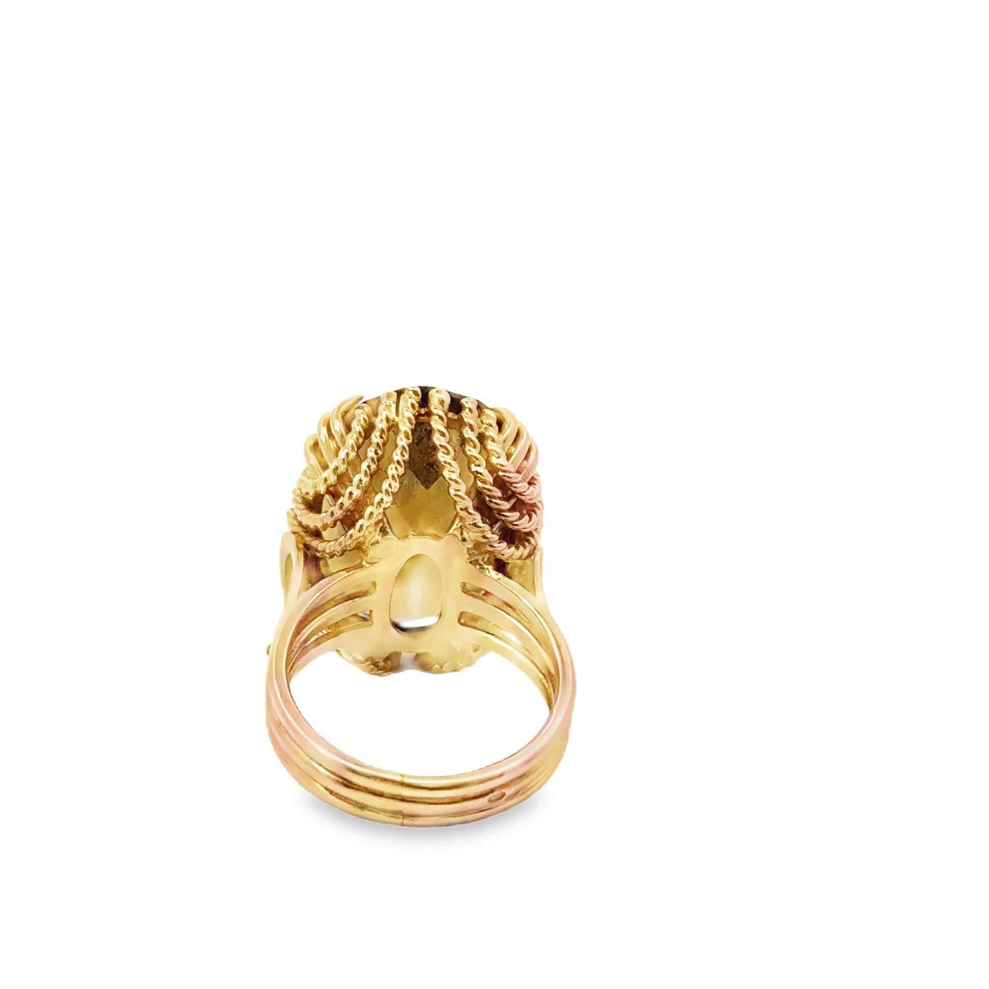 An 18kt Yellow Gold and Citrine Ring