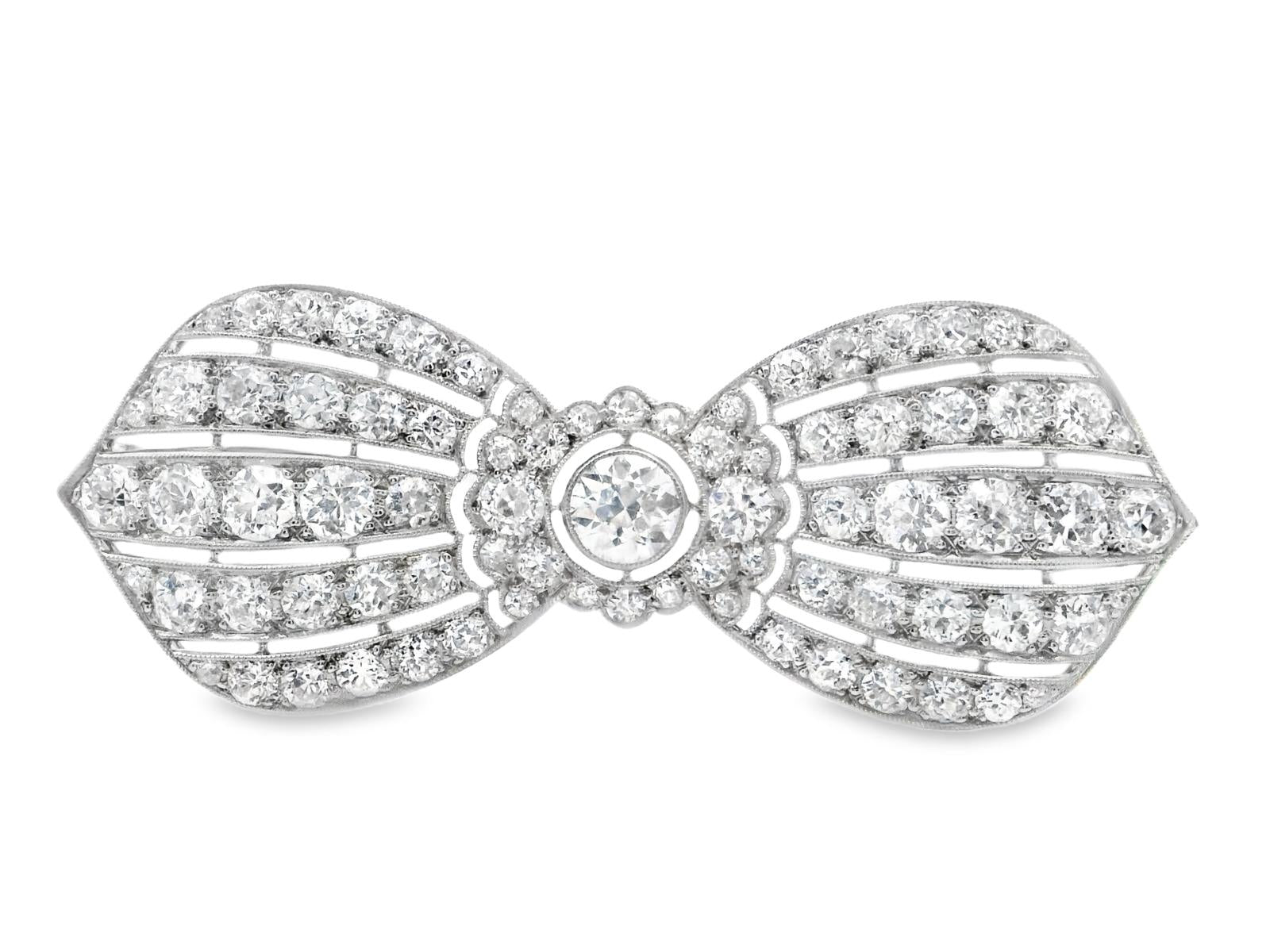 Platinum French Art Deco Bow Diamond  Pin / Brooch  - 10.60GRAM  -D0.65cts -D4.1