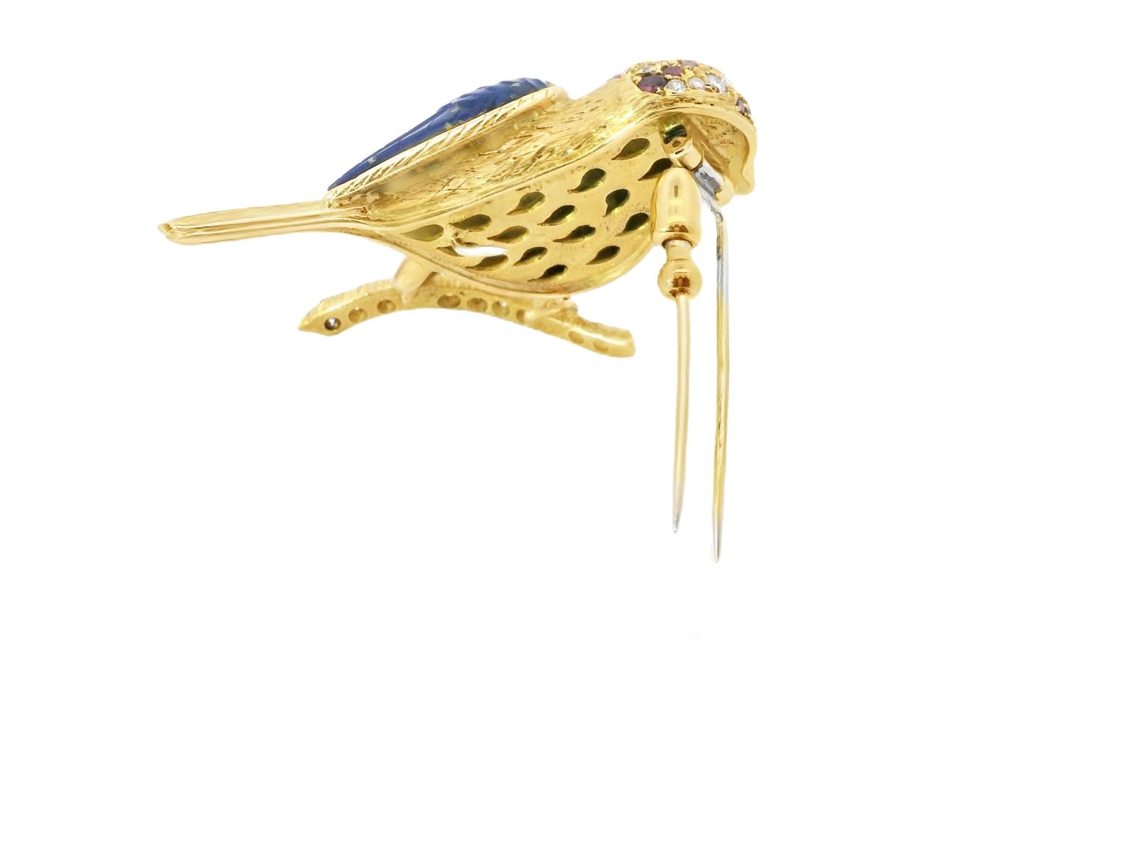 18k Yellow Gold  Nardi 1960s Bird Lapis lazuli Pin